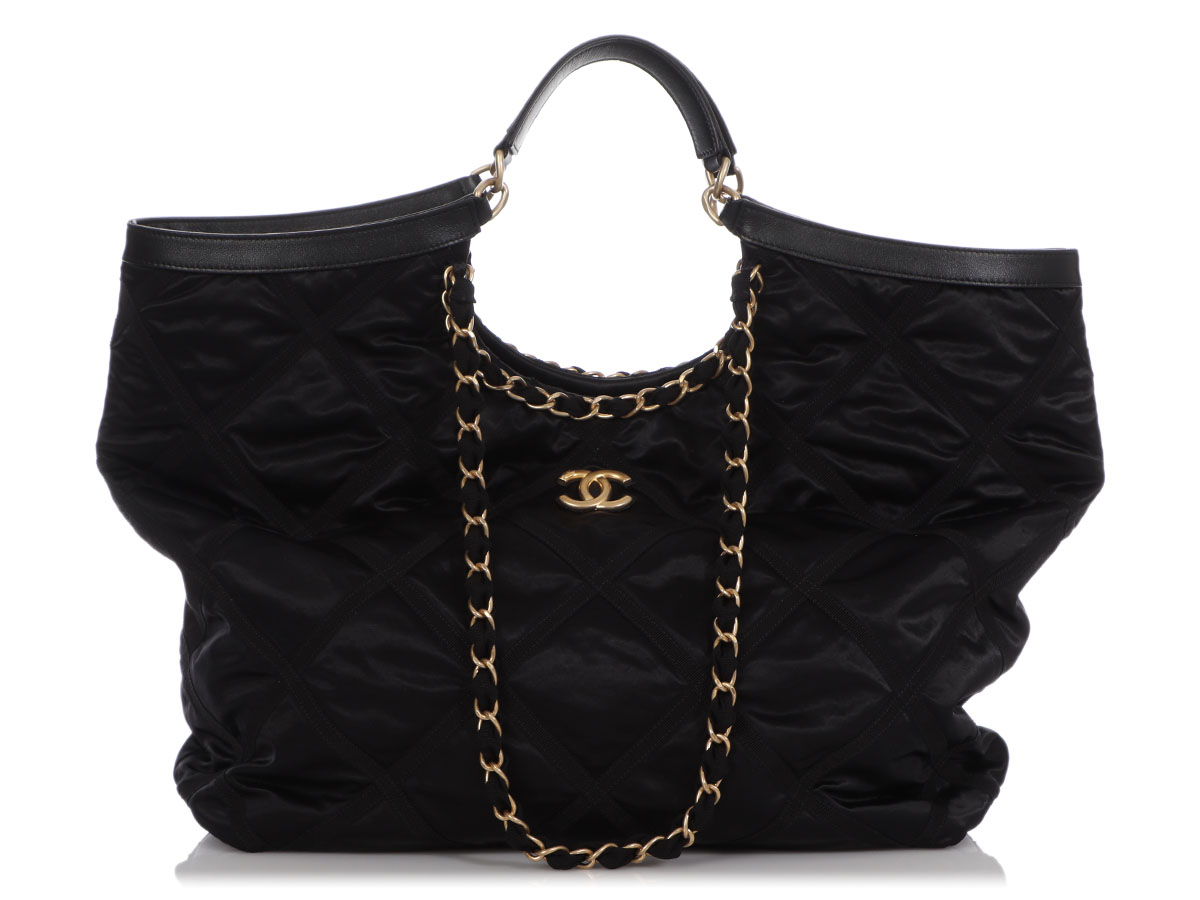 Black Nylon Maxi Shopping Tote Gold Hardware, 2022