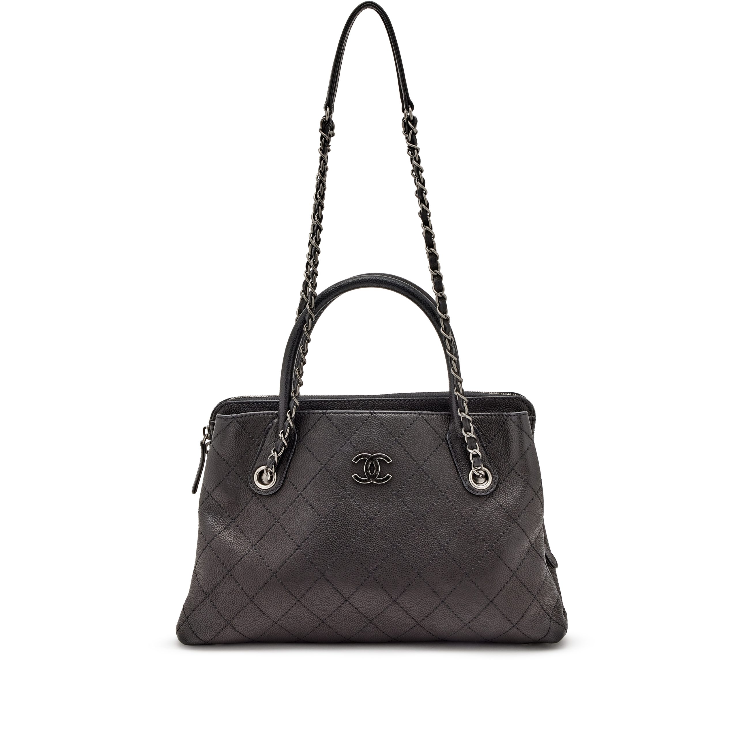 Black Quilted Urban Shopping Tote Silver Hardware, 2017