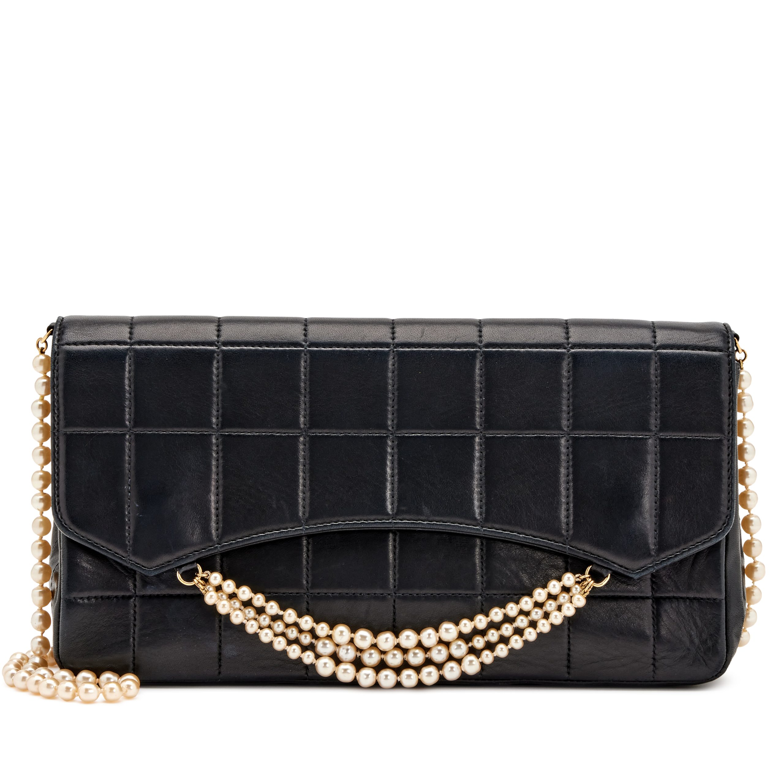 Black Lambskin Quilted Chocolate Bar Imitation Pearl Chain Flap Gold Hardware, 2002-2003