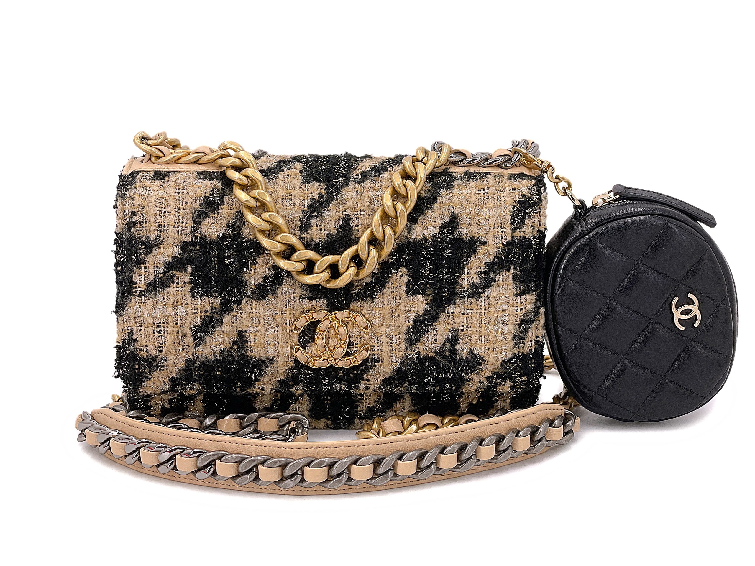 Beige and Black Houndstooth Tweed Wallet on Chain Gold Ruthenium and Silver Hardware, 2019